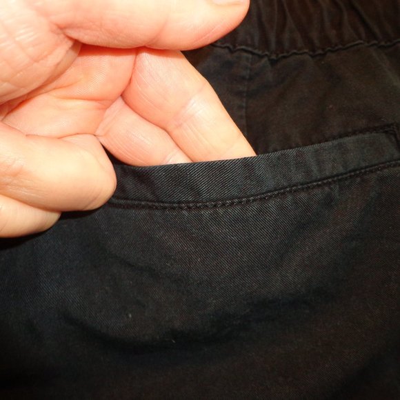 GAP Drawcord Waist Cropped Pants S Black Elastic Waist/Cuffs Pockets - Picture 4 of 14